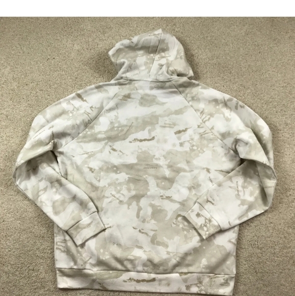 Under Armour Project Rock Veterans Day Camo Hoodie Mens XL 1370971 100 White - Picture 3 of 7
